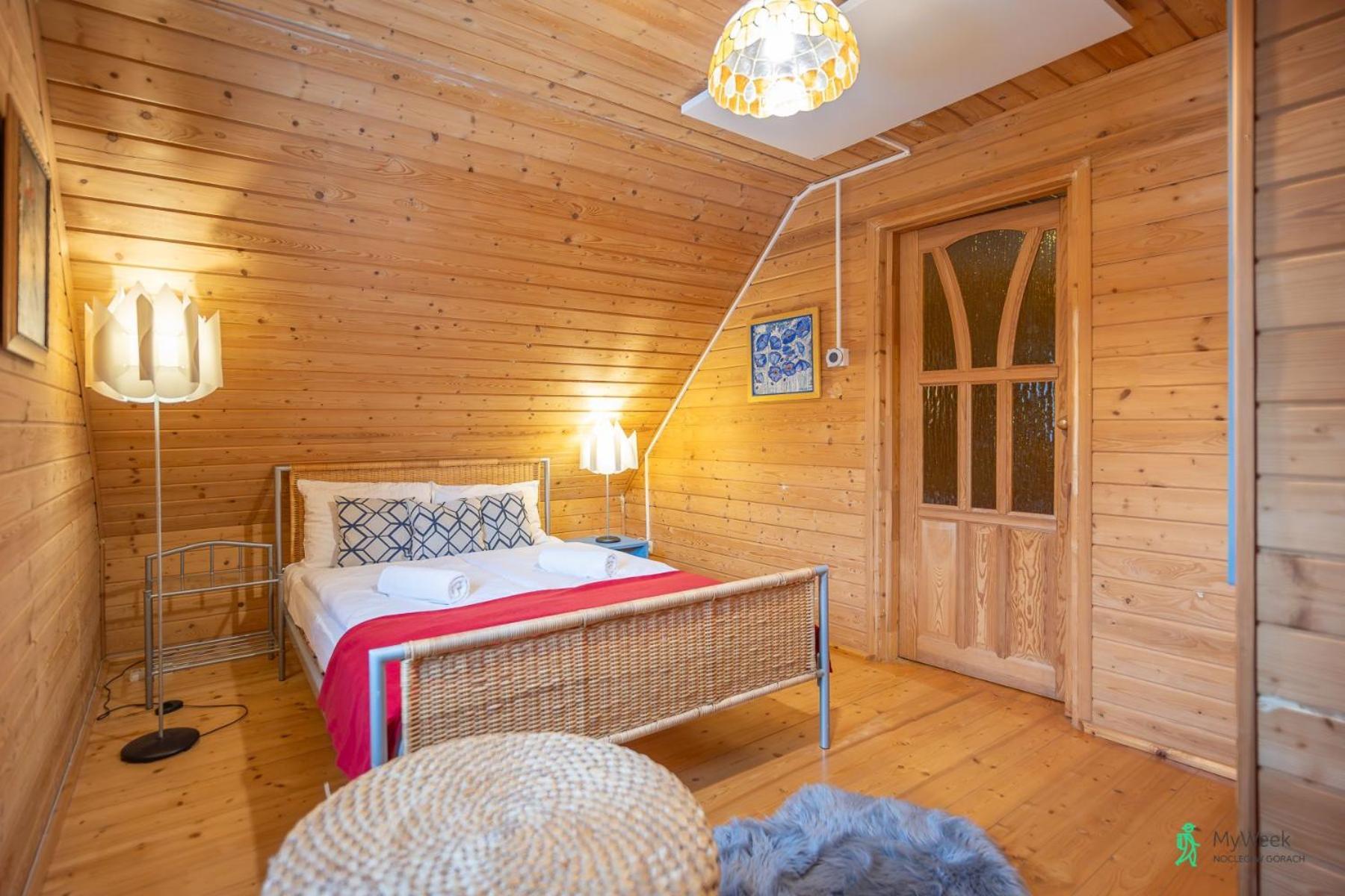 Holiday home Dom W Gorach Stolowych Myweek *