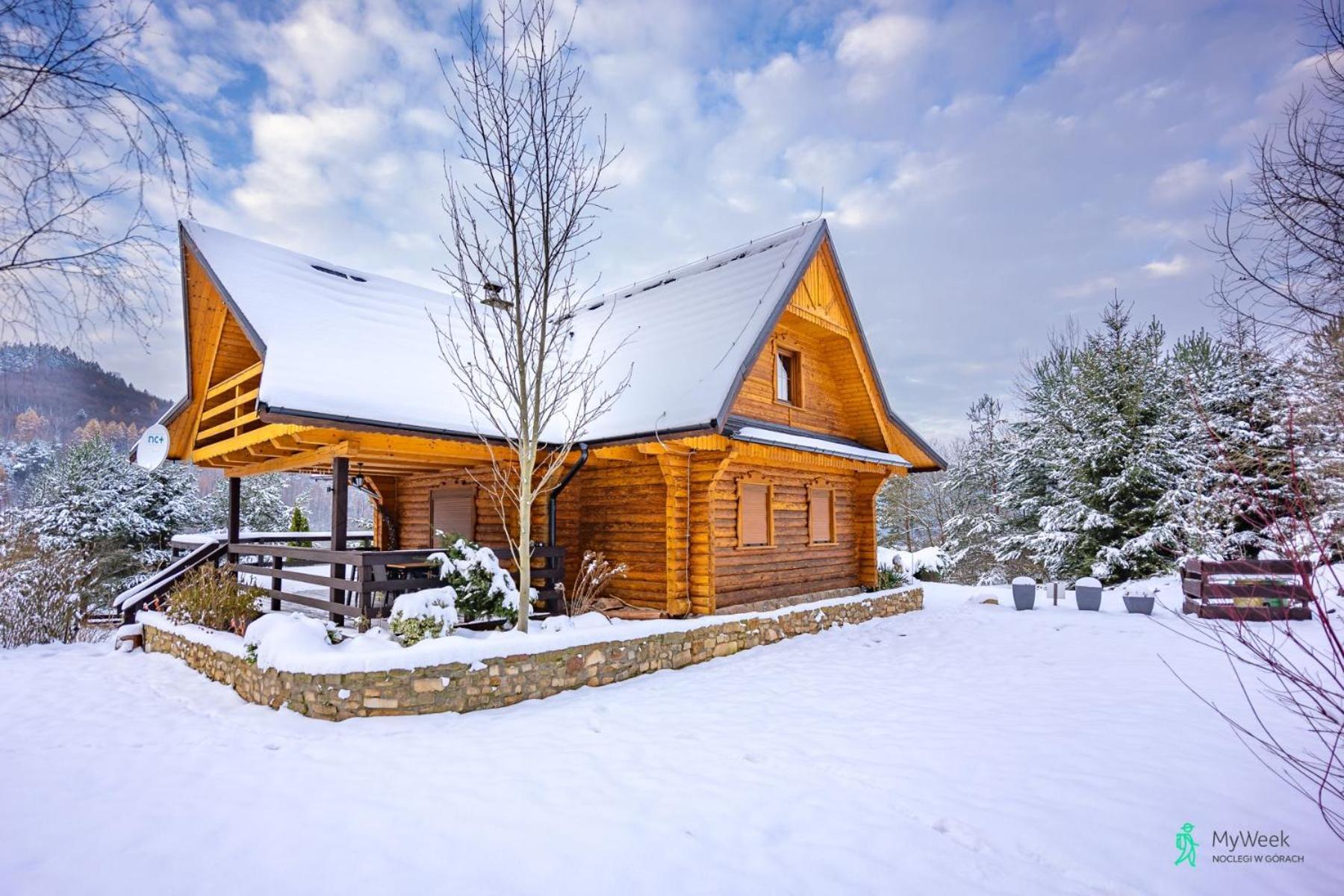 Holiday home Dom W Gorach Stolowych Myweek *